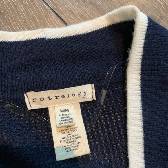 RETROLOGY 3/4 Cardigan - Picture 3 of 11